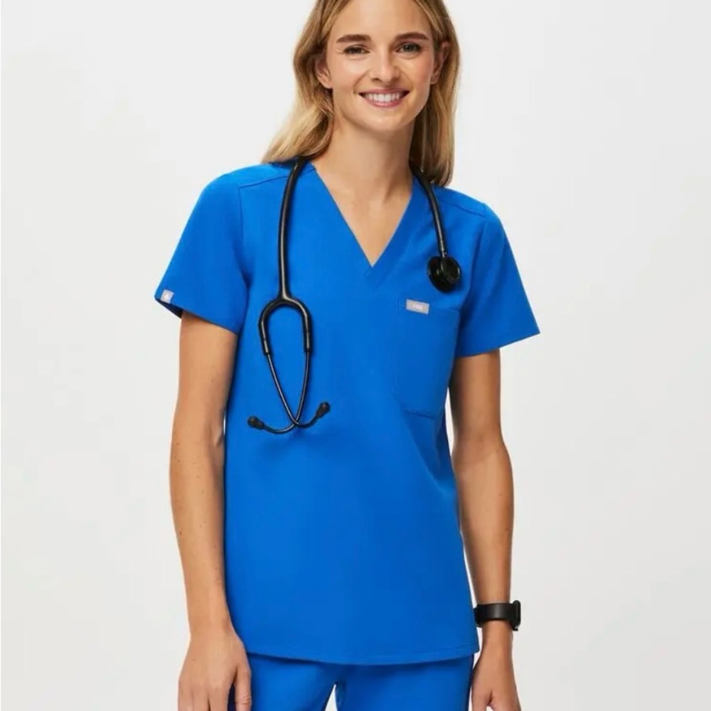 Figs Catarina One-Pocket Scrub Top